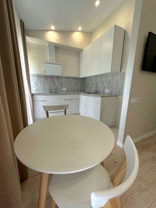 Продам Срочно! 2-х комн. НОВОСТРОЙ С РЕМОНТОМ !