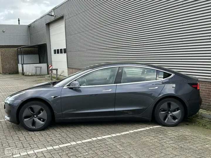 Tesla Model 3  бампер запчасти запчастини шрот разборка розбірка