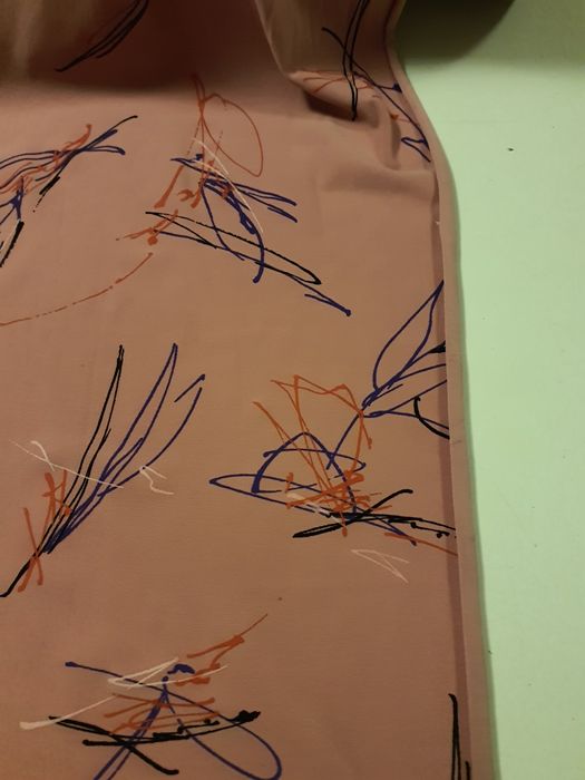 Dzianina wzór różowa szer.150 cm.Promocja