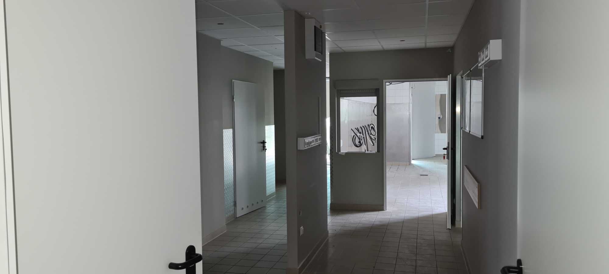 Nowoczesny lokal 143m2 na parterze do wynajęcia – Kraków, Ruczaj!