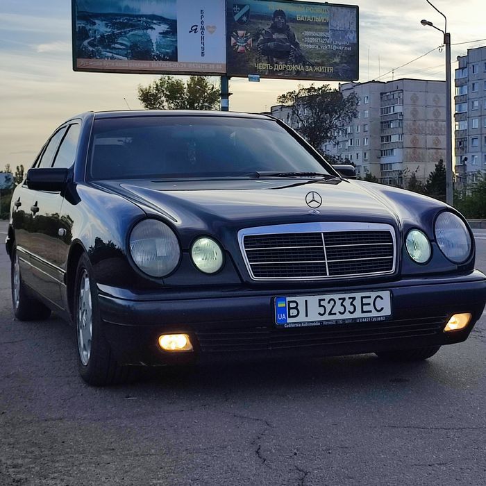 Mercedes Benz 210