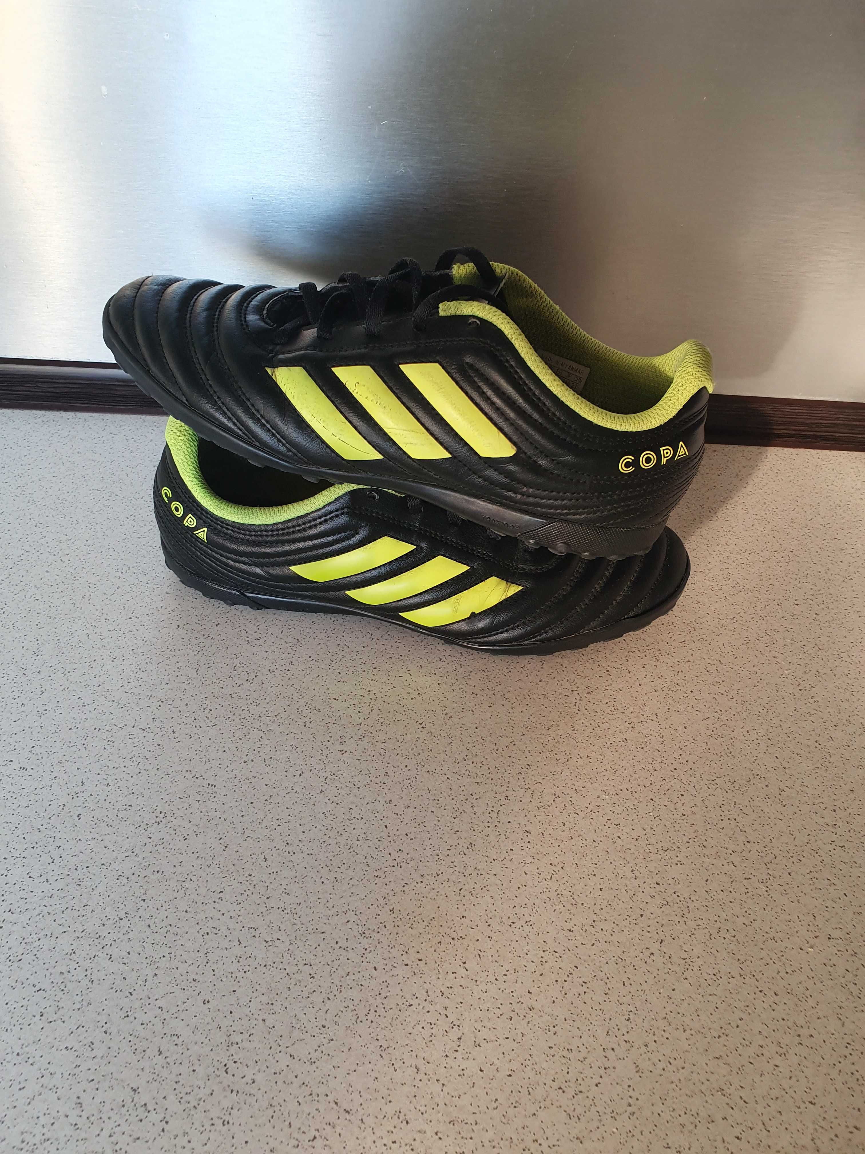 Buty Adidas do gry w piłkę rozm. 38,2/3 czarne