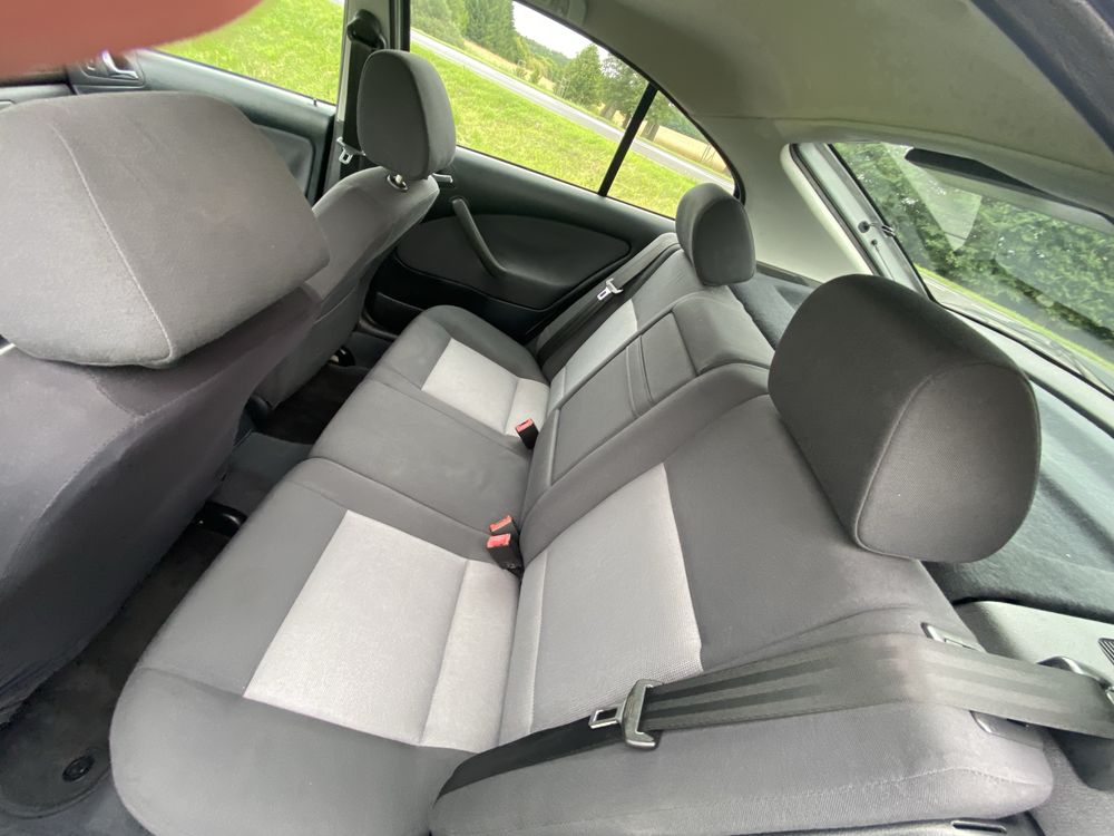 Skoda Octavia z Niemiec 1,6 mpi top stan