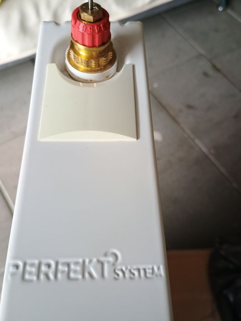 Grzejnik biały 600/400 perfekt system