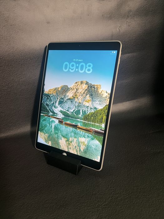 Ipad Air 3 64Gb наклеяне захисне скло