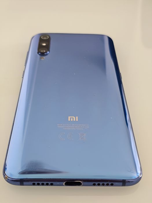 Smartphone Xiaomi Mi 9   *COMO NOVO*
