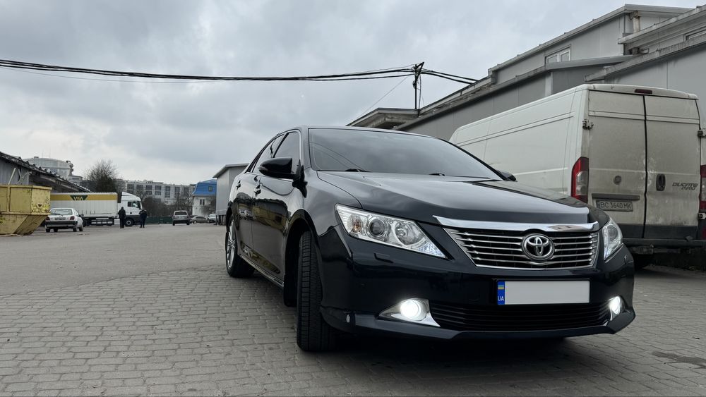 Продаж Toyota Camry 50