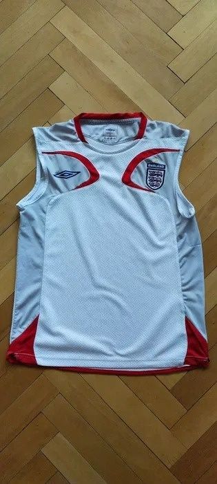 Koszulka Umbro T-shirt r. M England Premier League
