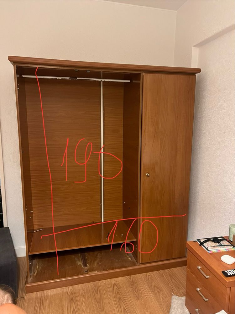 Super roupeiro mágico
