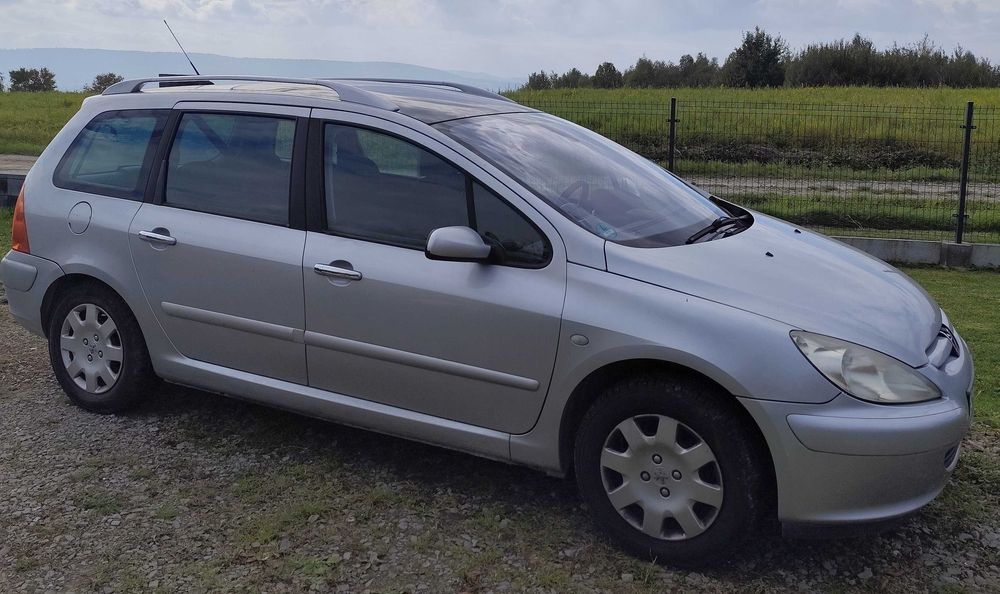 PEUGEOT, 307, Kombi, 7 miejsc, 1.6 benzyna, 218 tys.