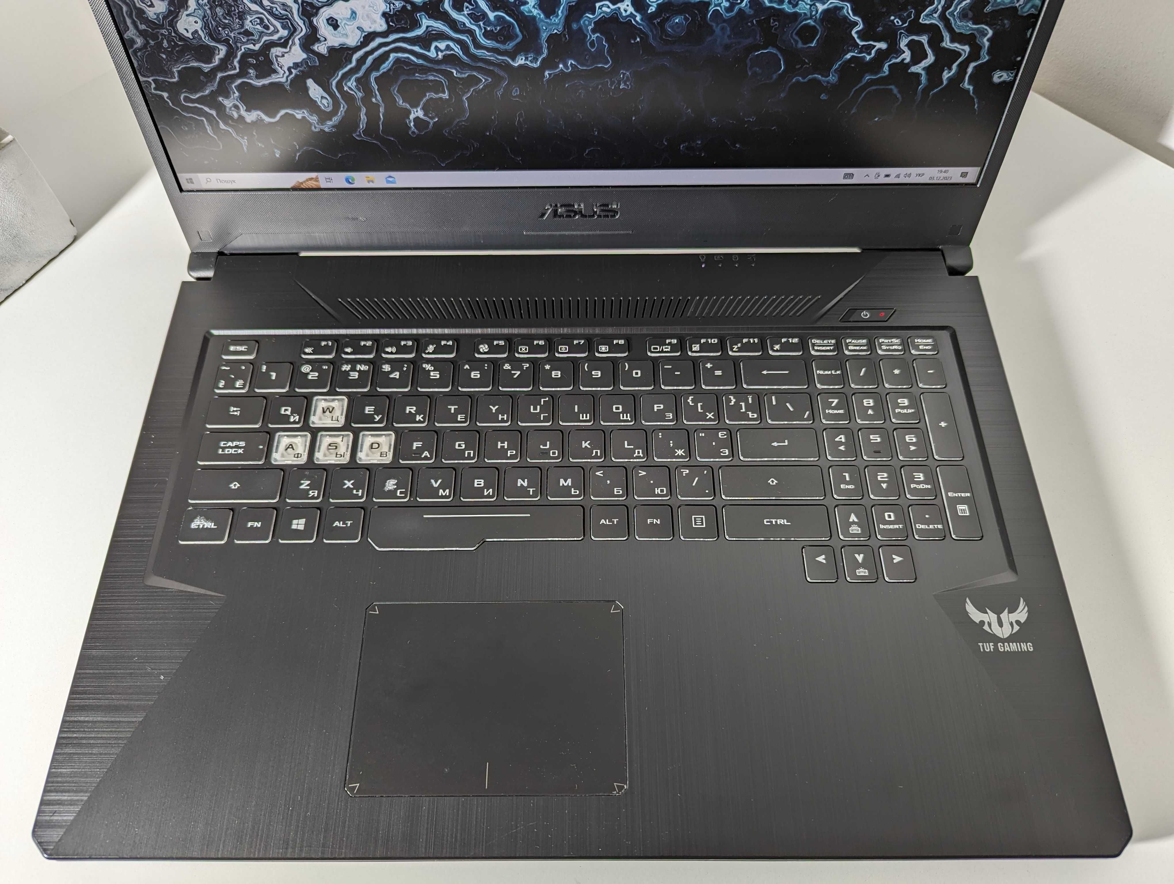 Laptop Asus TUF Gaming r5-3550h gtx1650 16ram 512ssd 17"