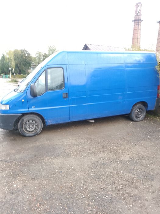 Вантажні перевезення .