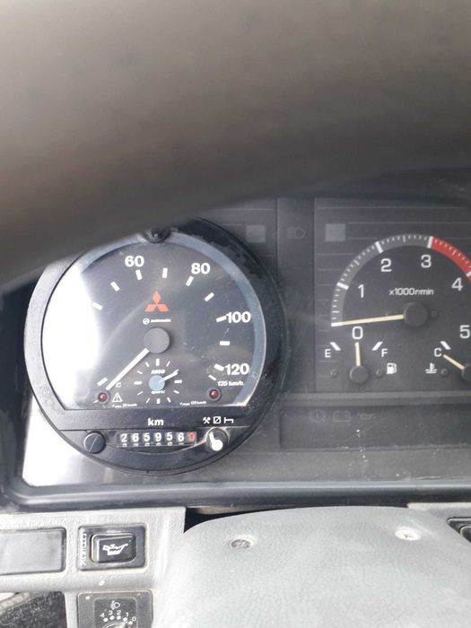 Mitsubishi Canter