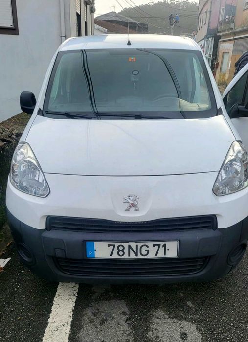 Peugeot Partner 3 Lugares 90cv impecável 2012 valor não negociável