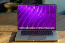 Apple MacBook Pro / 16,1 cala / 2,6 GHz / 512 RAM gwarancja