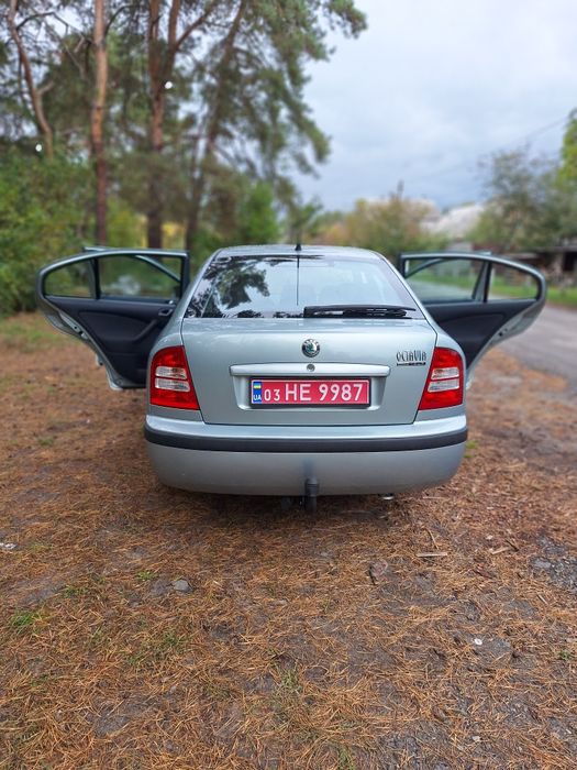 Шкода Октавія Тур 2010р 1.6 MPI