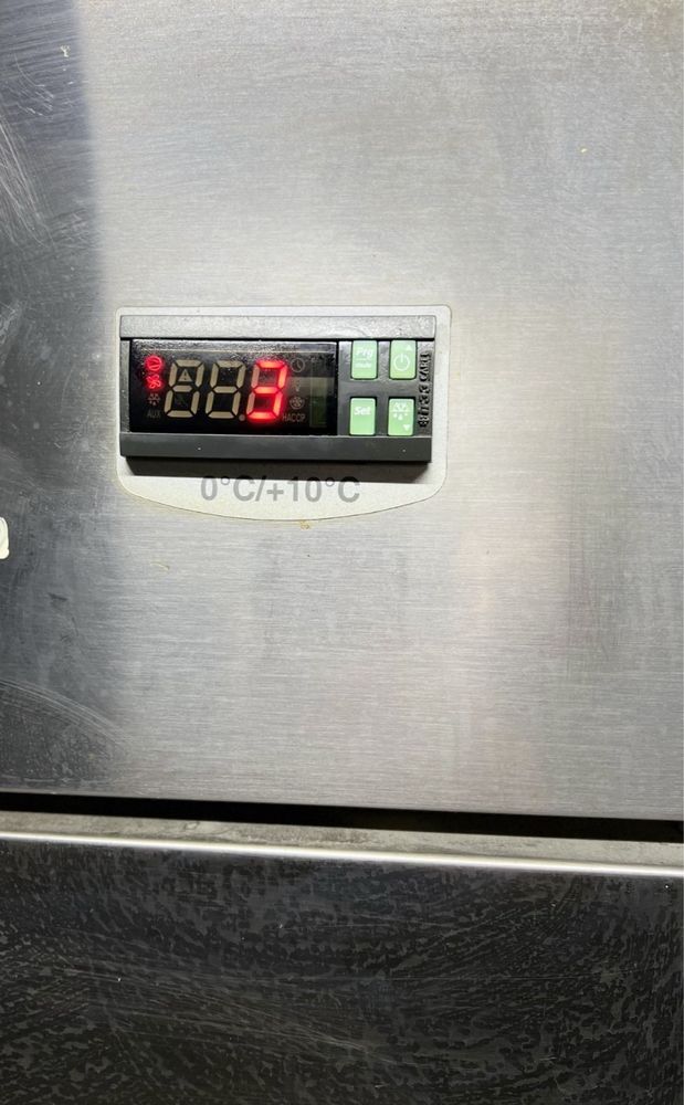 Холодильник бу нержавейка Electrolux холодильный шкаф для кафе рестора