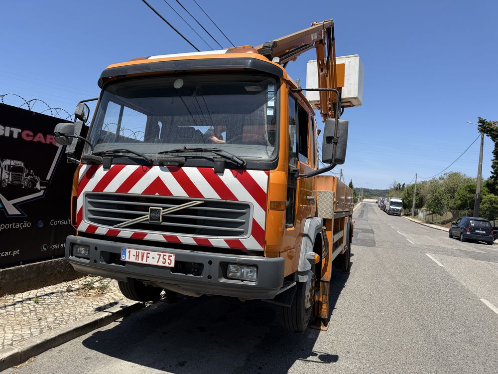 VOLVO FL220 Impecável 2005 Apenas 160.000km Grua 16M ###OPORTUNIDADE##