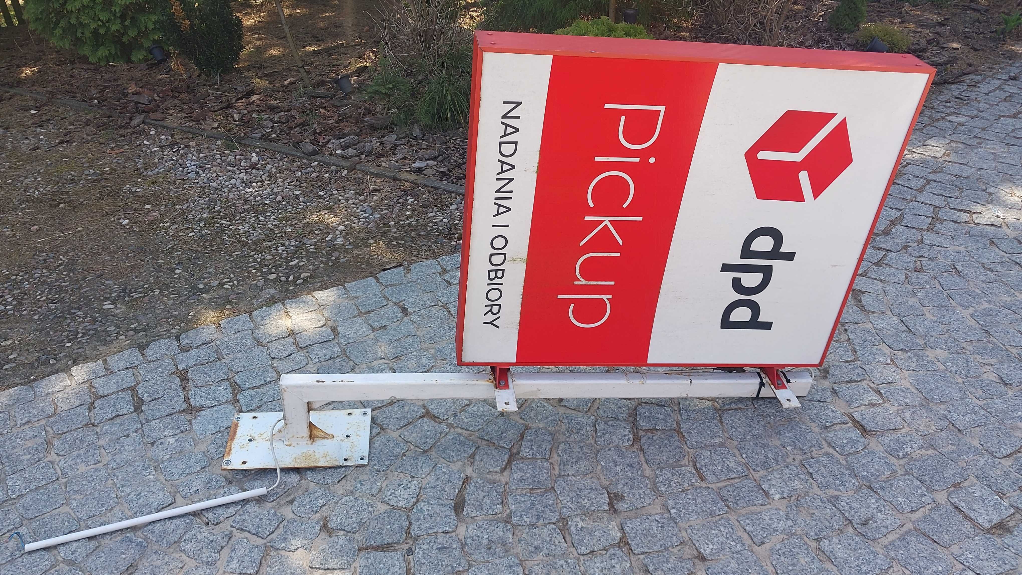 reklama szyld neon punktu DPD podświetlana świetlna duża z mocowaniem