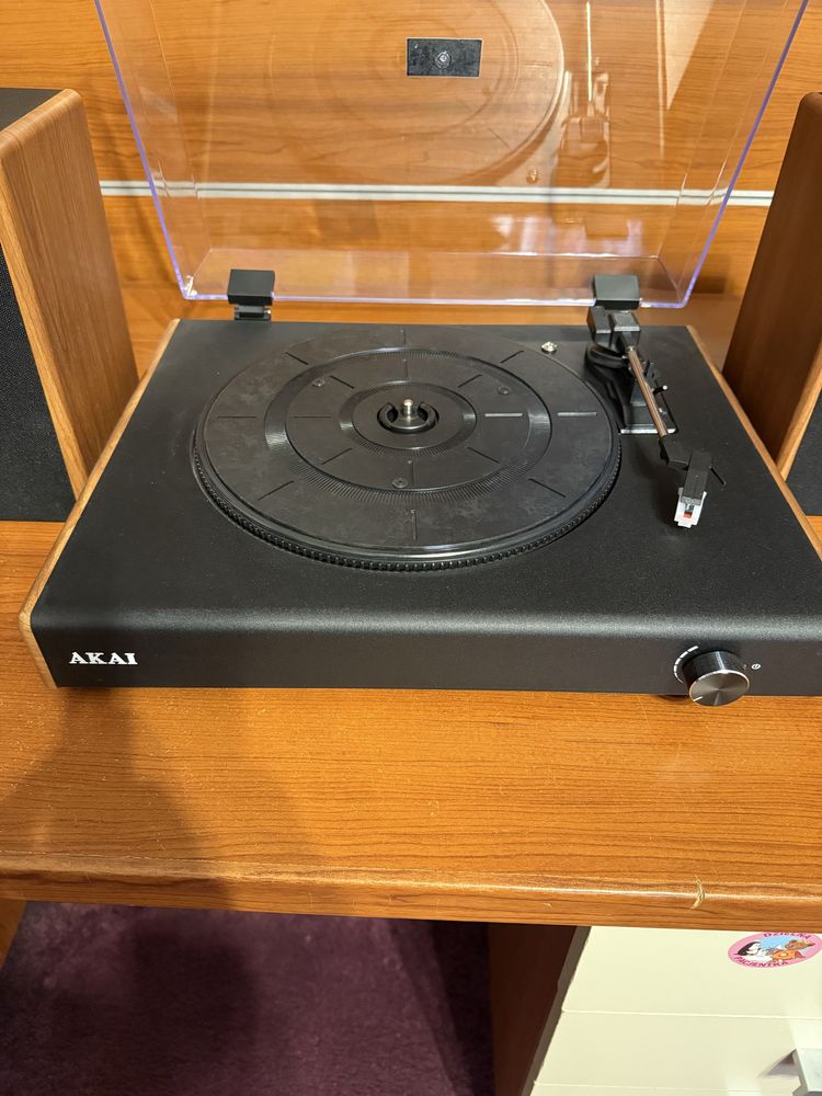 Gramofon BLUETOOTH z wzmacniaczem AKAI