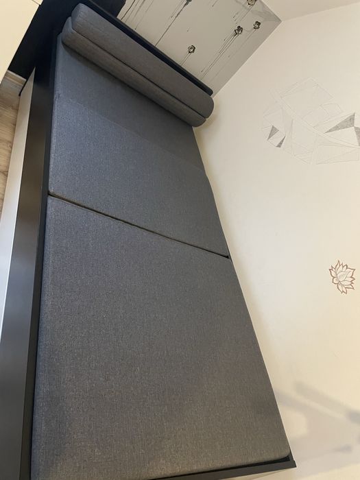 Łóżko Young Users w zestawie z pojemną szufladą z materacem