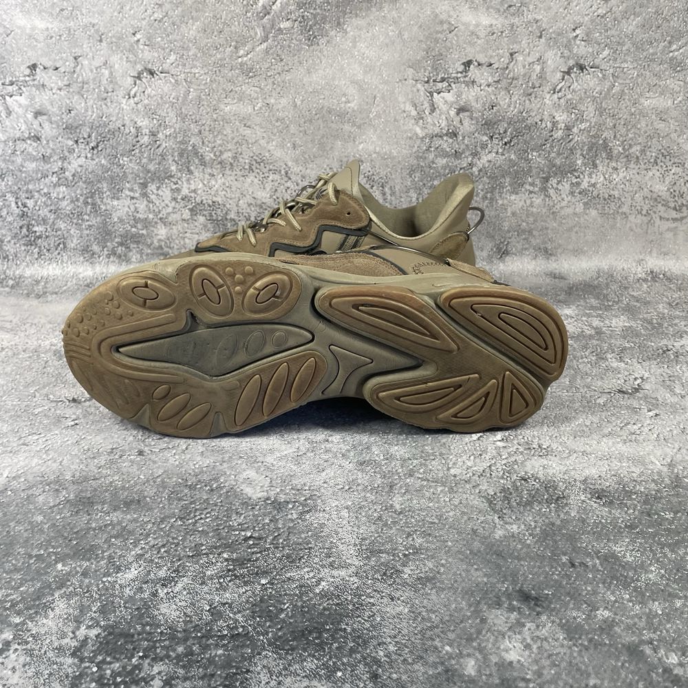 Кросівки чоловічі Adidas Ozweego, 45р