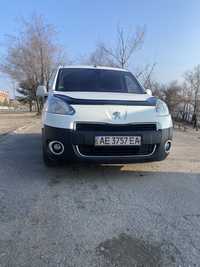 Peugeot partner 1.6 2012 года