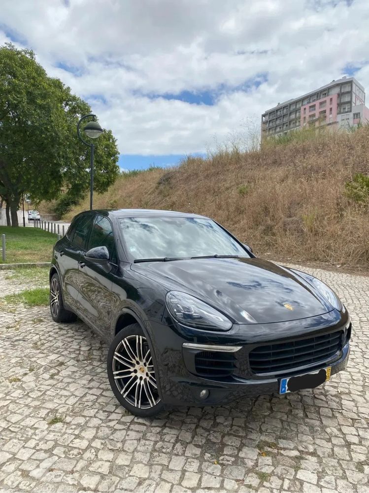 Porsche cayenne S hybrid