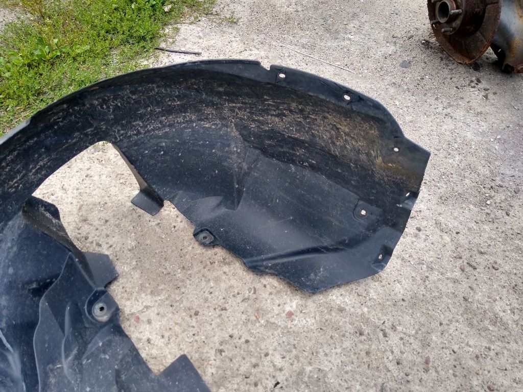 Nadkole przód lewe Ford Mondeo MK4