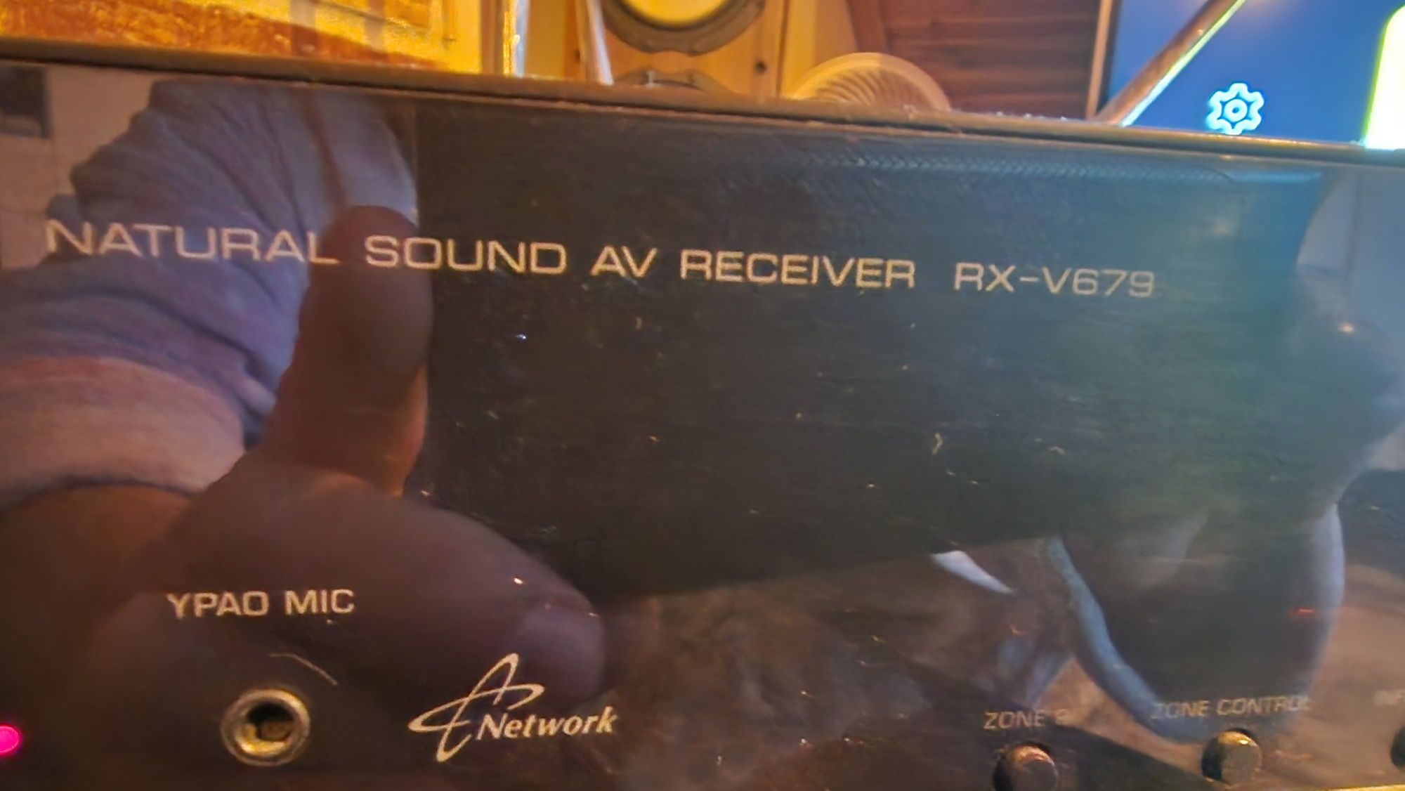 Amplituner Yamaha kino domowe RX-V697 (7.1]