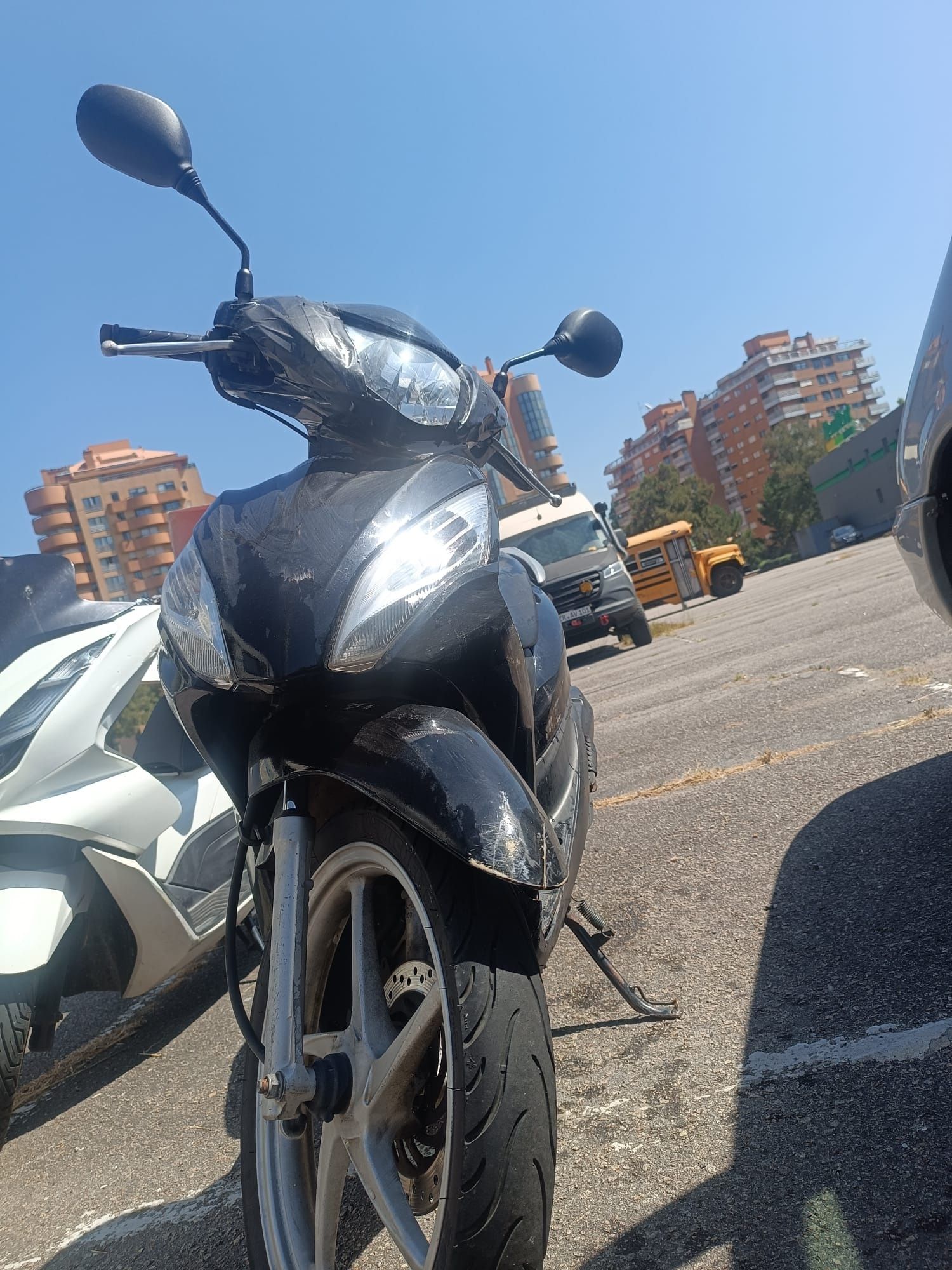 Honda Vision 110 | ano 2012 - Económica, fiável e pronta a andar