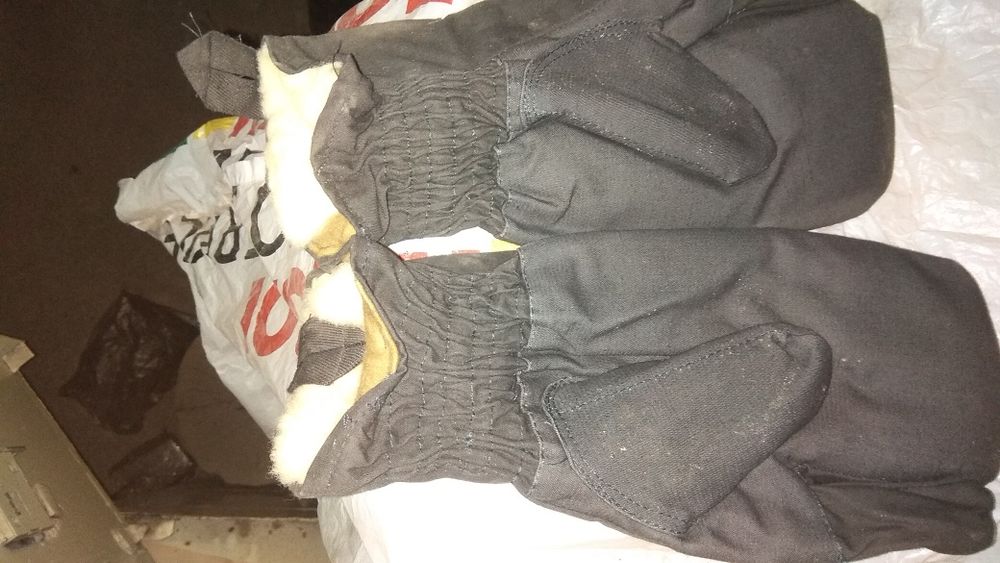 Рукавиці трьохпалі хутряні