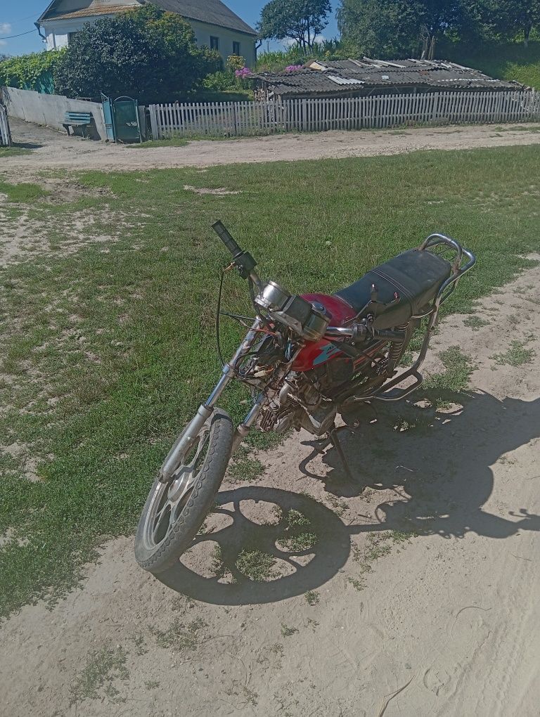 Продам мопед альфа 72 кубів