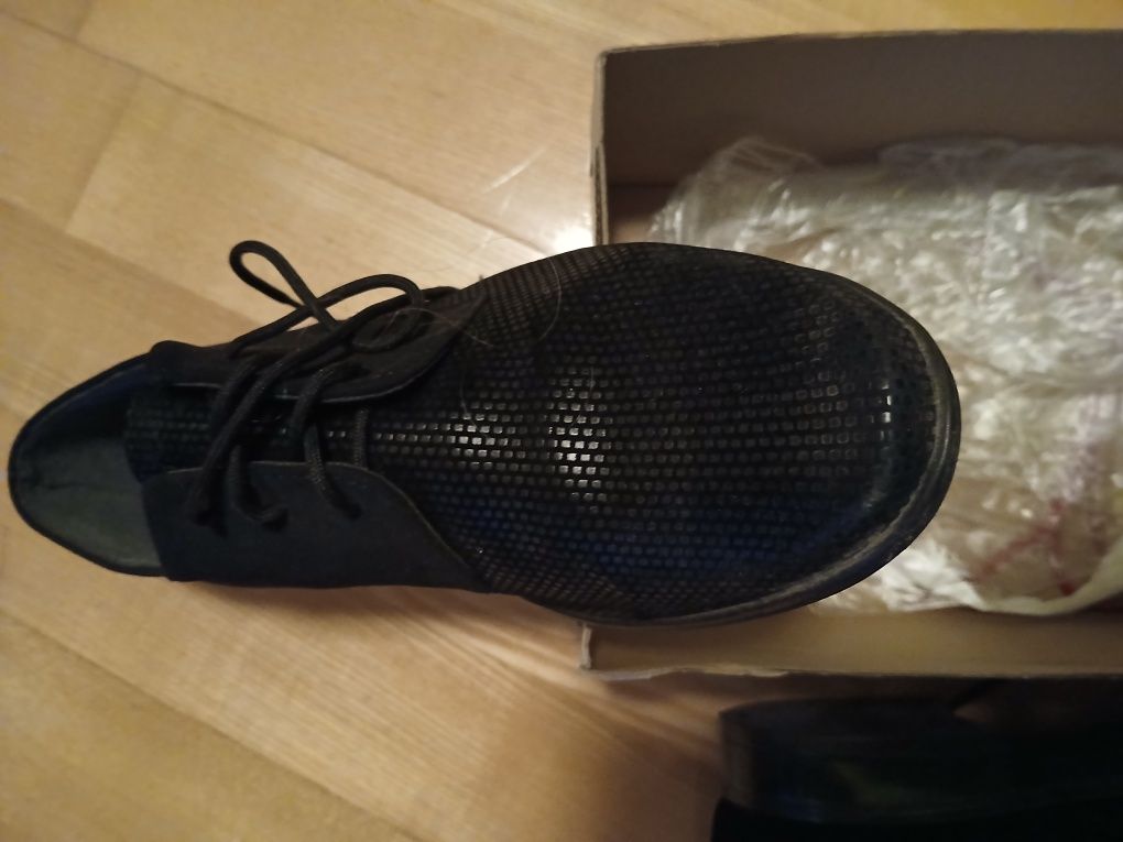 Buty Komunijne Lakierki rozm.36!!!