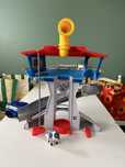 Torre de Controlo + Cão Robot + carro do Chase