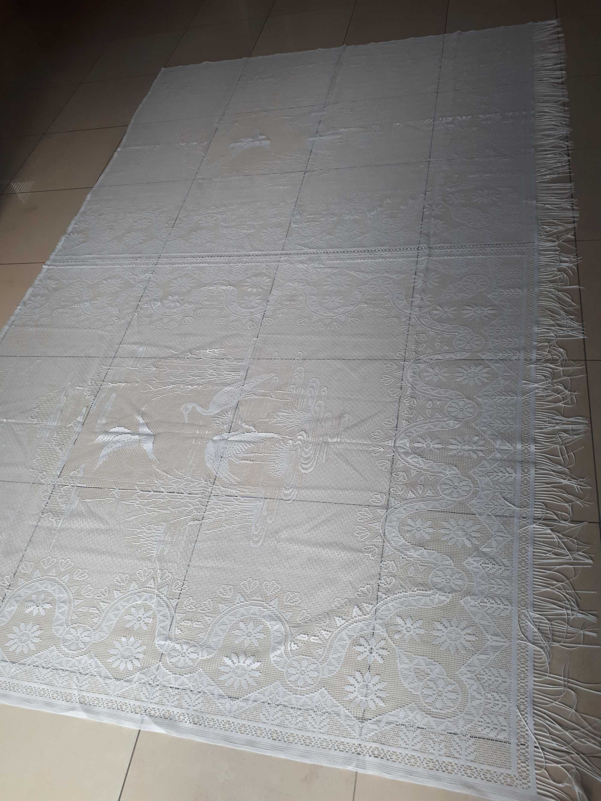 Sprzedam białą  FIRANKĘ żakardową z żurawiami