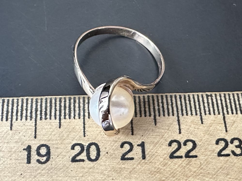 Золотое кольцо с жемчугом 585 проба акция распродажа