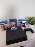 Ps4 slim com 4 jogos e comando