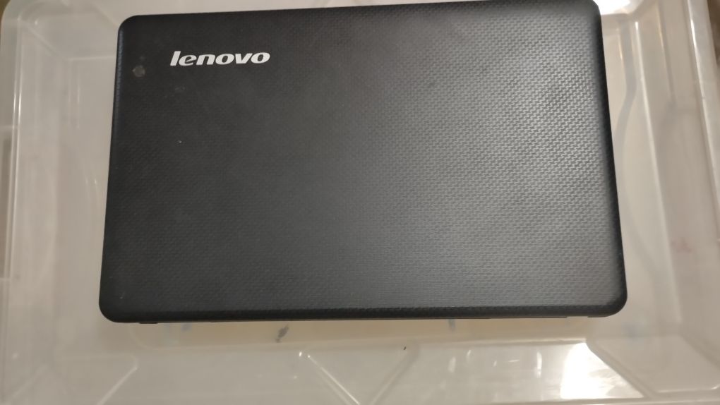 Ноутбук Lenovo на запчасти