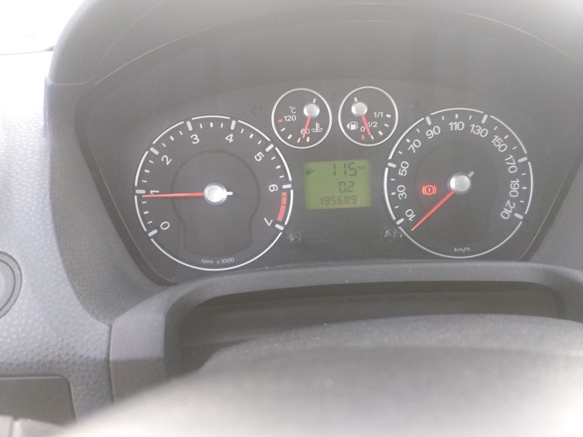 Ford fiesta 08r 1.3b Klima ładna