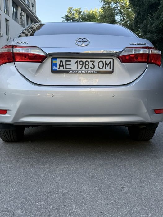 Тойота корола 1.6 автомат