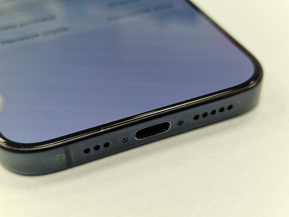 Iphone 15 PRO 128GB/ Blue Titanium/ 87%/ Grade A-/ + ładowarka