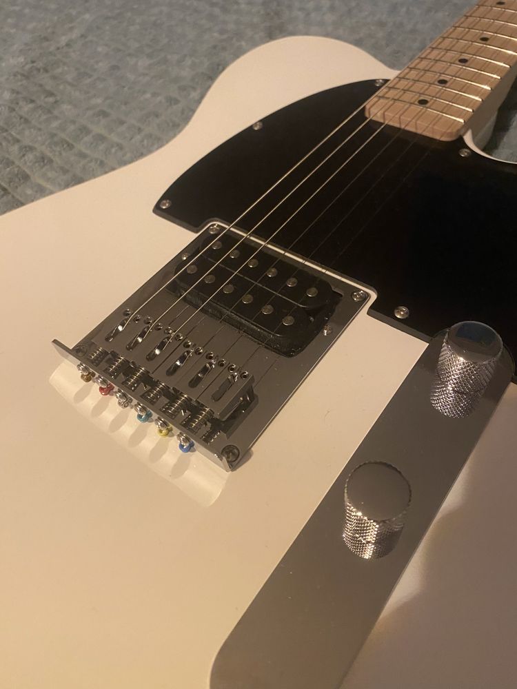 Gitara elektryczna Fender Squier Esquire H