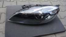 VOLVO V40 CC - REFLEKTOR LEWA LAMPA XENON PRZÓD