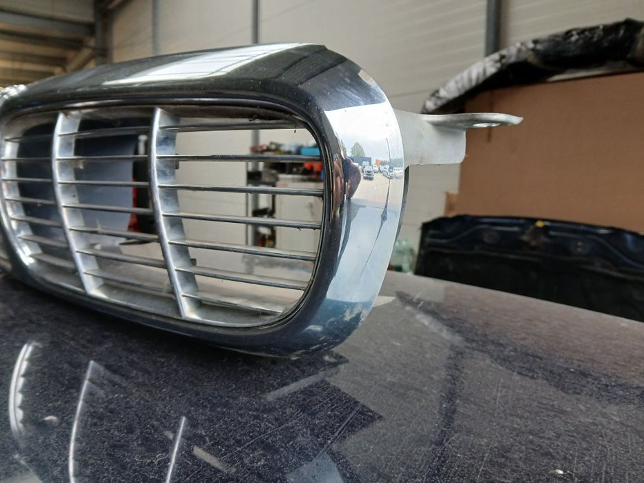 Atrapa grill jaguar xj x350