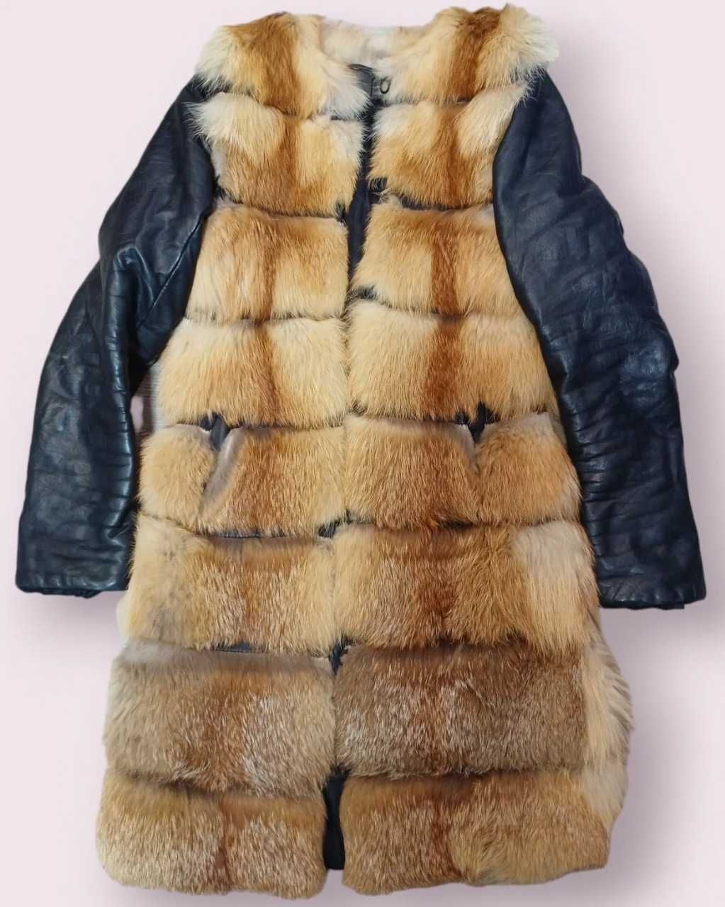 Меховая куртка-жилетка из рыжей лисы
