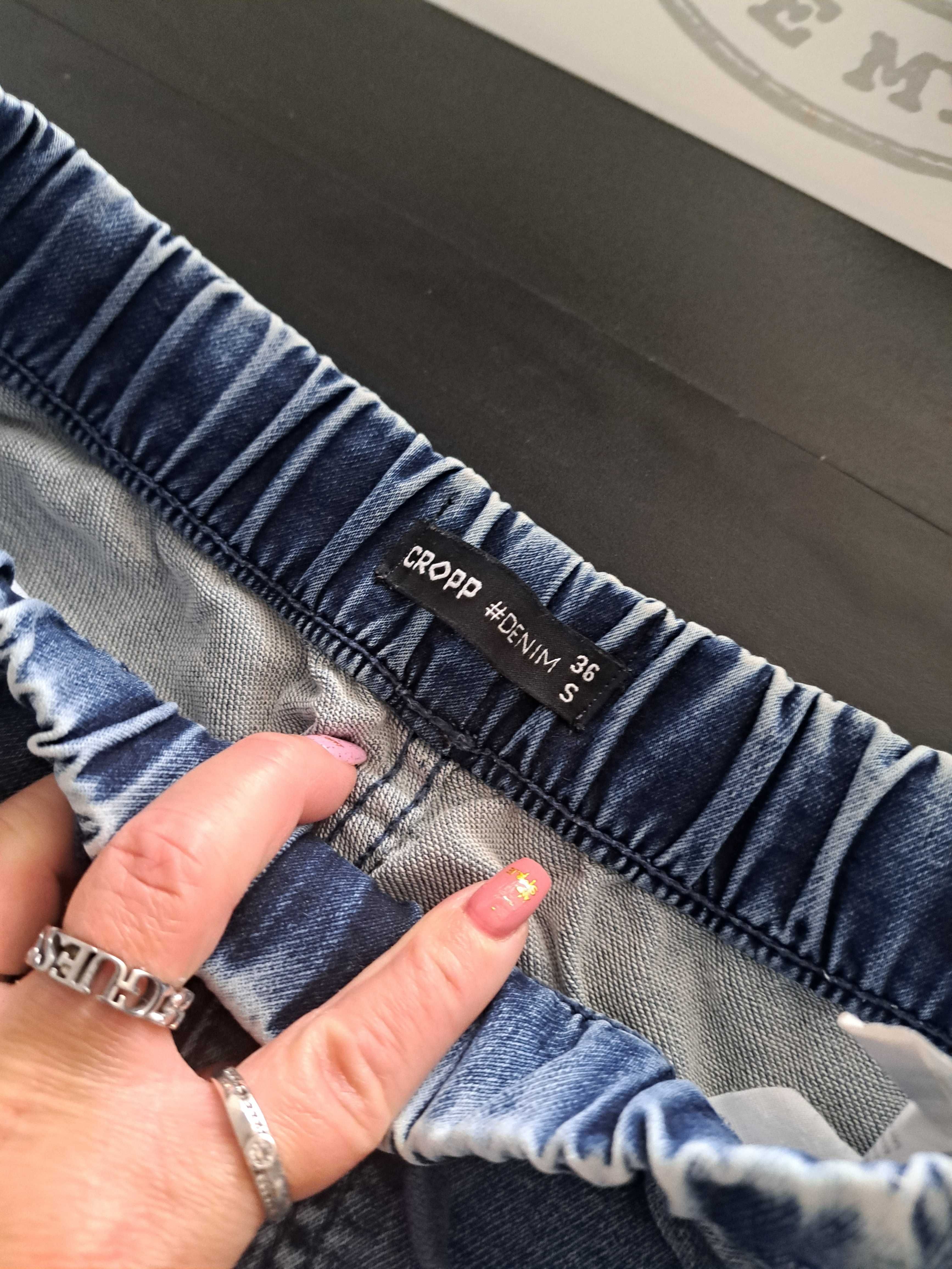 Spodnie jeansowe Cropp roz S