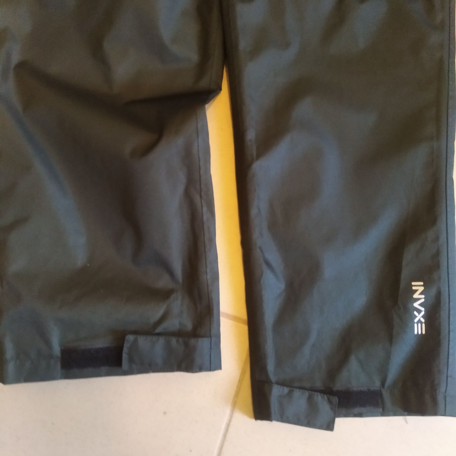 Spodnie przeciwdeszczowe Exani na wzrost 140 -146 cm