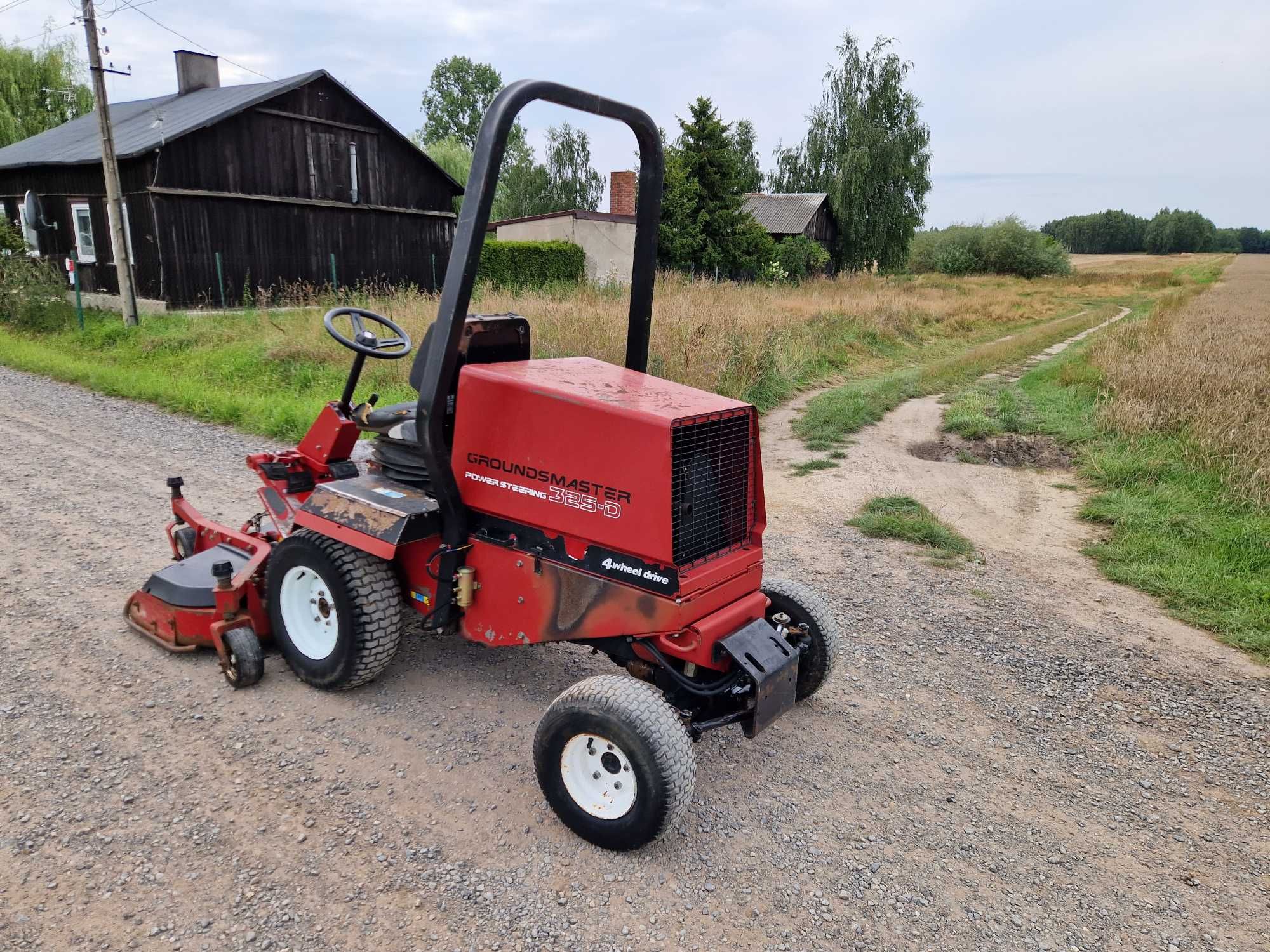 kosiarka mulczer TORO Groundmaster 325D 4x4 szerokość  1,8m diesel
