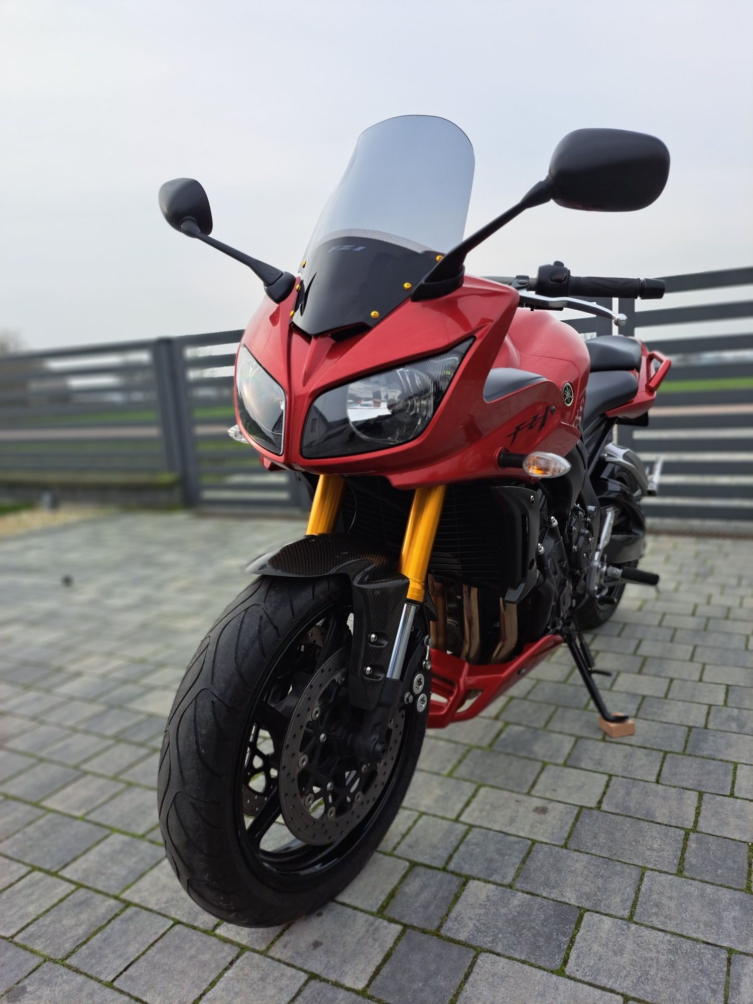 Yamaha FZ1 super stan